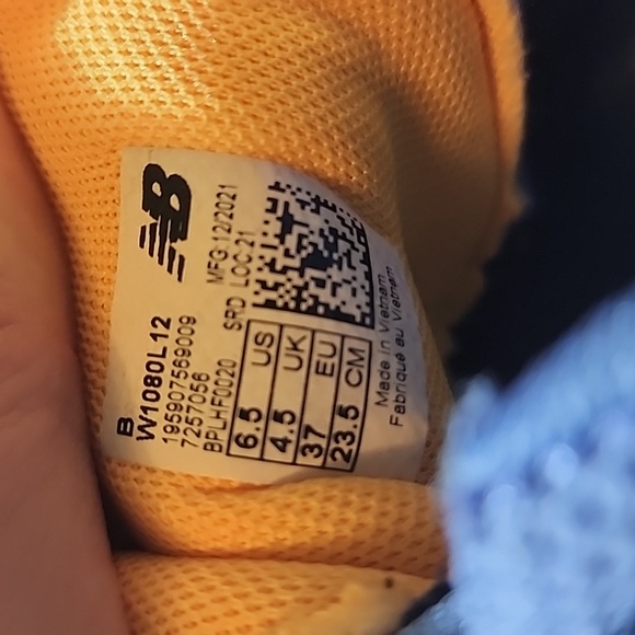 New Balance Fresh Foam X 1080 V12 Women’s Size 6.5 - Picture 11 of 15